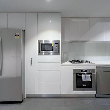 Amazing 2 Bedroom In Cbd! Бризбейн Екстериор снимка
