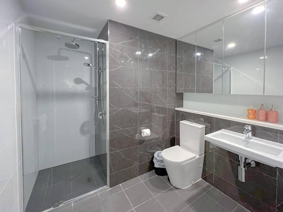 Amazing 2 Bedroom In Cbd! Бризбейн Екстериор снимка